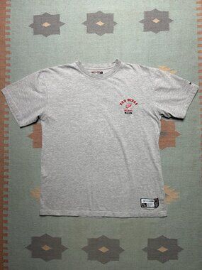 Vintage graphic t shirt Detroit red wings hockey NHL logo embroidered L/XL